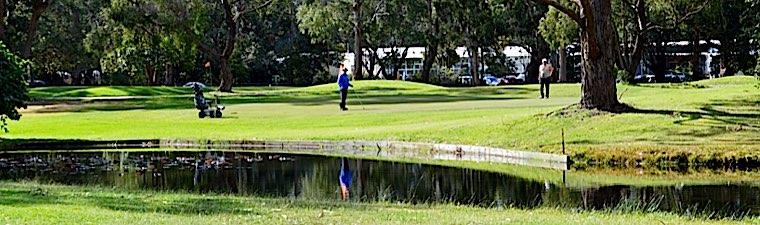 foster golf club lake and holes